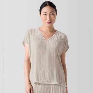 Eileen Fisher NWOT Crushed Velvet Cream V-Neck Silk Square Blouse | Large